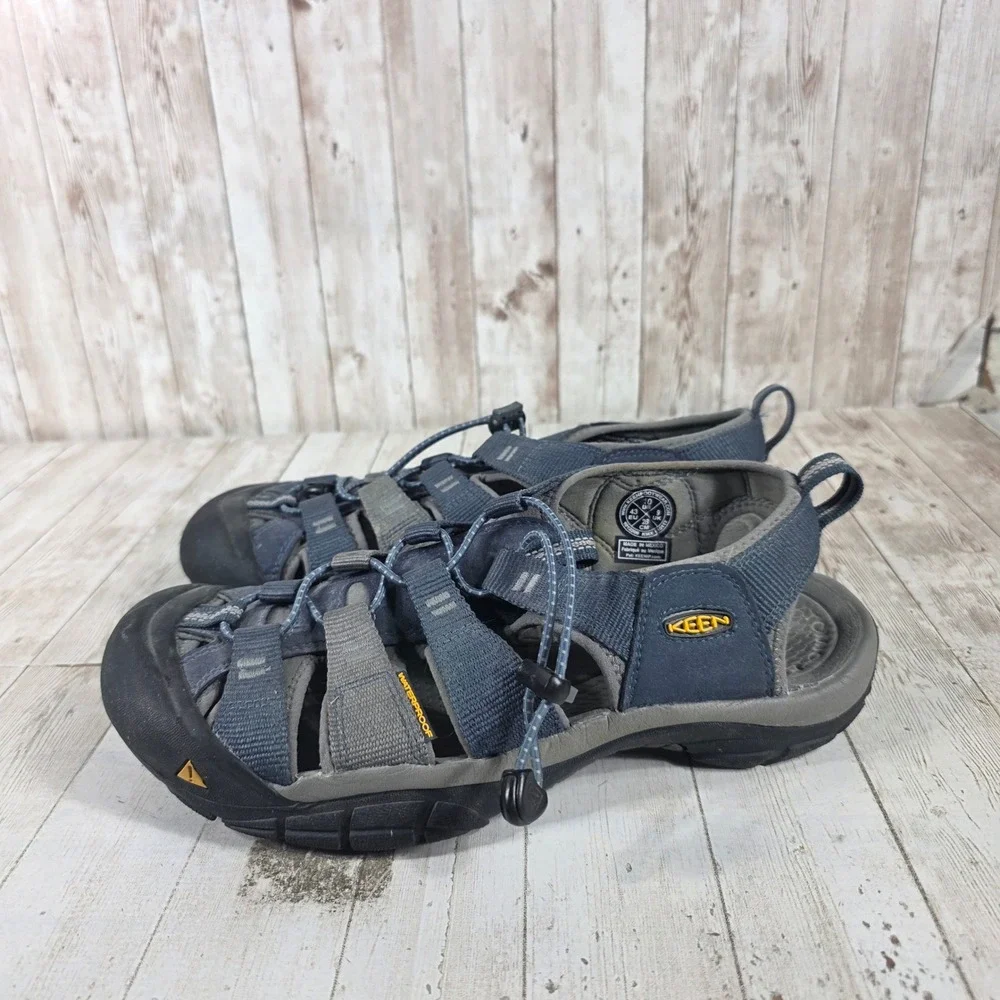 Keen Men's Navy and Gray Trekking Sandals